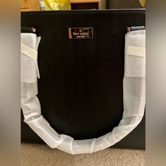 Kate Spade top handle bag - Picture 3 of 6